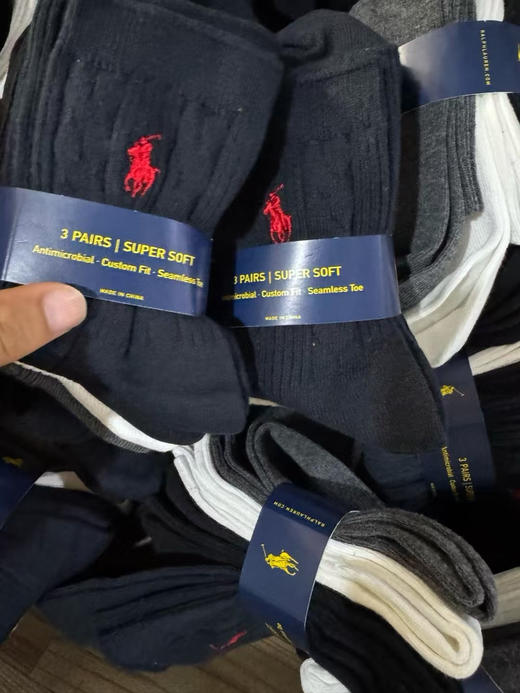 原单正品POLO麻花小马中筒袜，一卡四双
材质:80%精梳棉20%氨纶，卡纸包装。
适合尺寸:男袜38-45码 商品图13