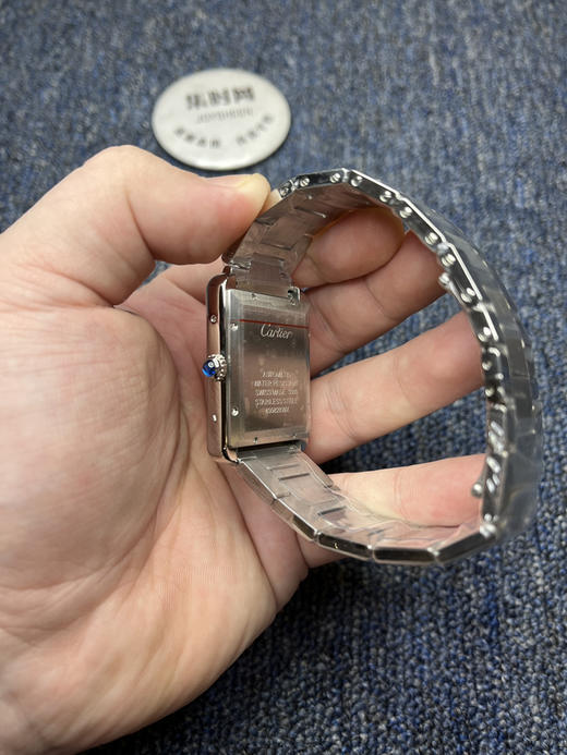 卡地亚Tank AF坦克系列 大号 男士机械腕表
【表壳】表盘尺寸：大号40.85mm*31mm 商品图5