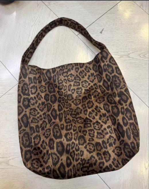 【门店同款】ENJOY常卖大容量豹纹单肩包 166395161 商品图0