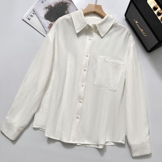 isabelle marran伊莎贝尔秋季设计感不规则口袋垂感长袖衬衫JS3692822 商品图8