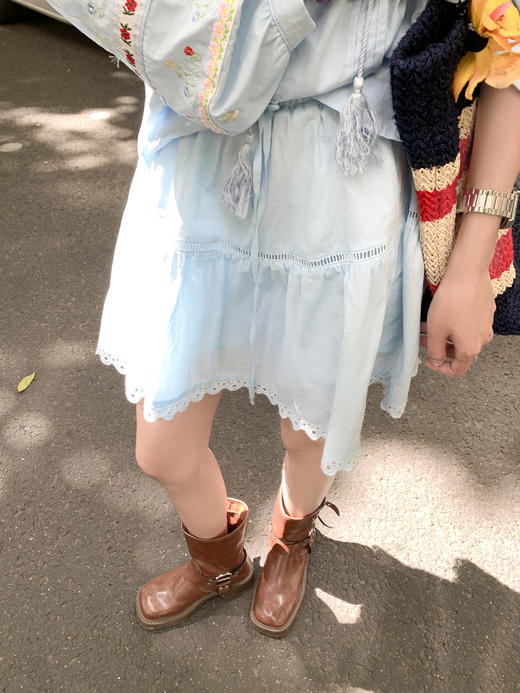 <曾小咸推荐>现货秒杀！微信超特价！蓝色刺绣长袖衬衫 日常169.99 立减80 秒杀89.99！蓝色半裙 日常109.99 立减50 秒杀59.99！ 商品图5