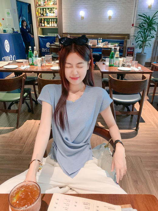 <曾小咸推荐>3.28现货秒杀！微信超特价！韩系不规则交叉纽扣针织短袖 日常99.99 立减40 秒杀59.99！ 商品图9