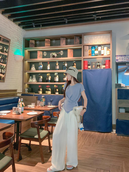 <曾小咸推荐>3.28现货秒杀！微信超特价！韩系不规则交叉纽扣针织短袖 日常99.99 立减40 秒杀59.99！ 商品图4