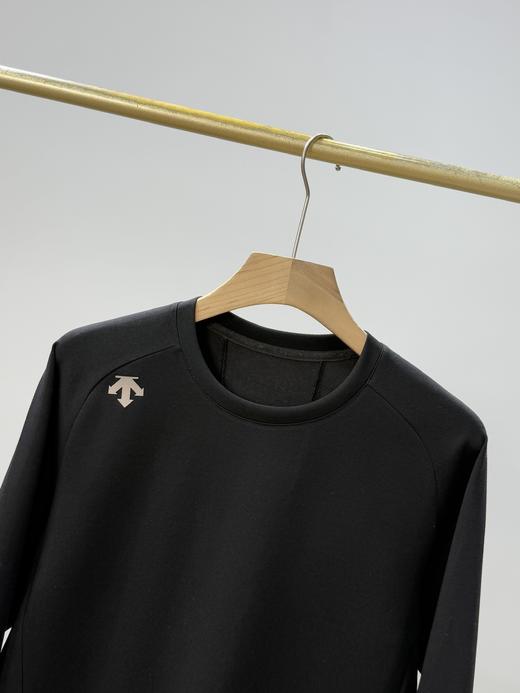 点此购买 迪桑特春秋季男士圆领长袖打底衫 37 330307 商品图11