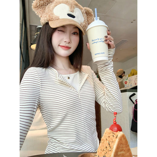 <曾小咸推荐>韩版拉链条纹长袖T恤【预售款，预计3-15天发货】 商品图0