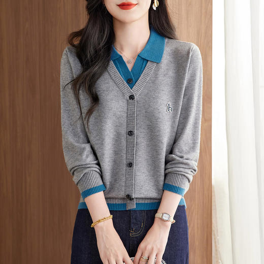 CC假两件上衣女衬衫领毛衣2025春秋新款时尚洋气翻领针织打底衫批发 商品图1