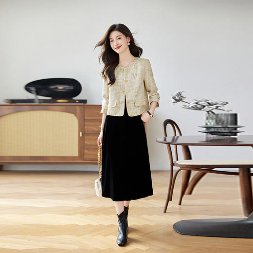 HR LSNY2456小香风时尚气质套装裙格子外套吊带裙两件套 商品图0