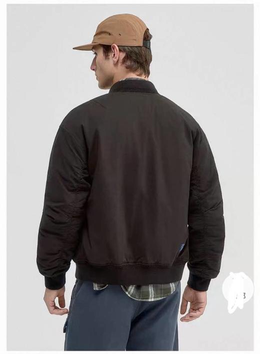 【云粉节】【95折】6楼卡特CAT秋冬款短款棉服黑色CO3QJW31171C09，吊牌价1098，现价1043 商品图1