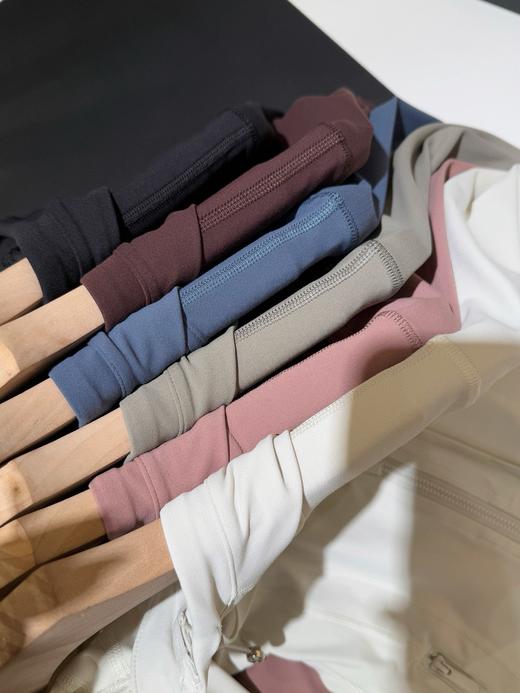 lu家连帽瑜伽外套 商品图8