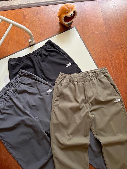 掌柜力荐，FLASHDRY科技面料！TNF/北面 秋冬新品 男子舒适透气束脚长裤。 商品图1