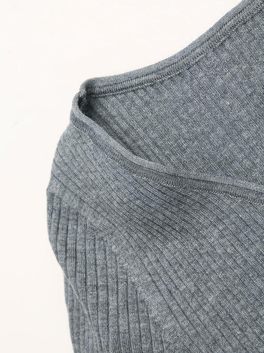 复古酒红的魅力！V 领纽扣针织短袖毛衣，演绎精致小性感 商品图2