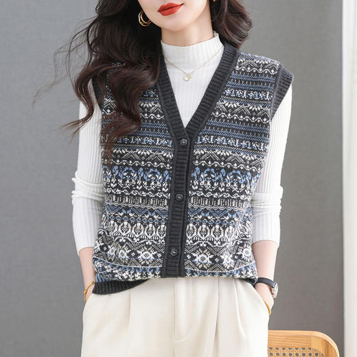 CCV领复古民族风提花无袖针织马甲女2025秋季新款外穿坎肩毛衣背心 商品图0