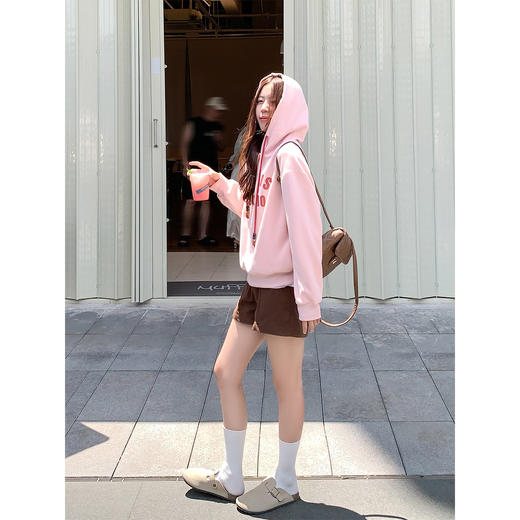 <曾小咸推荐>字母印花连帽卫衣长袖【预售款，预计3-15天发货】 商品图3