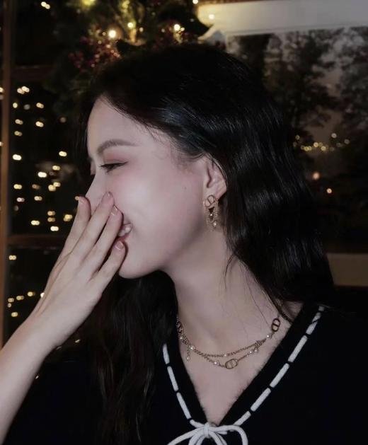 迪奥 3cd多白珠流苏项链（XK） 商品图8