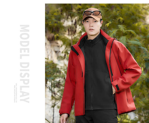 【热销爆款】}秋冬季三合一可拆卸情侣防护外套冲锋衣防风男女款运动外套 BS25011-T 商品图1