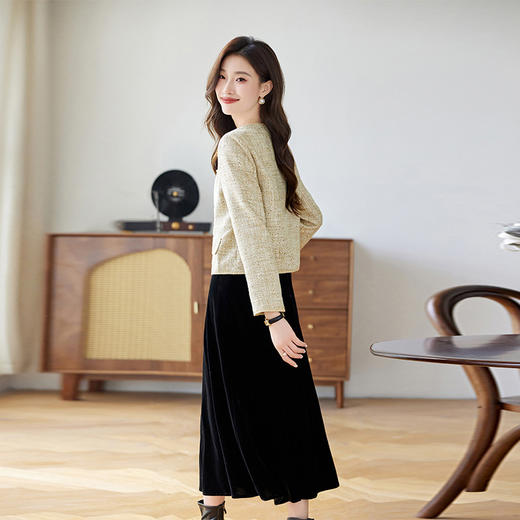 HR LSNY2456小香风时尚气质套装裙格子外套吊带裙两件套 商品图2