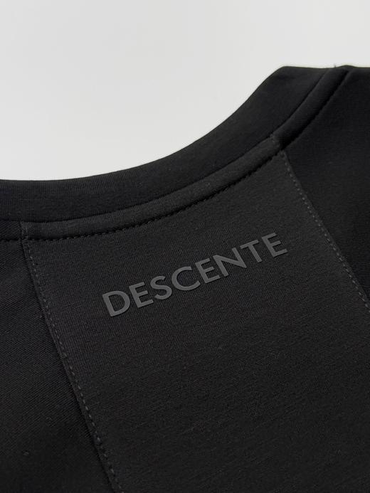 点此购买 迪桑特春秋季男士圆领长袖打底衫 37 330307 商品图14