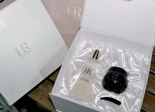 HR 赫莲娜 护肤套装礼盒版 商品图2