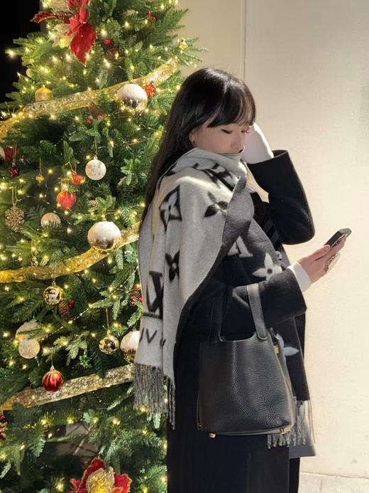 驴家 霍思燕同款披肩围巾两用 欧美中东国际各大名模女星的挚爱（DSX） 商品图4