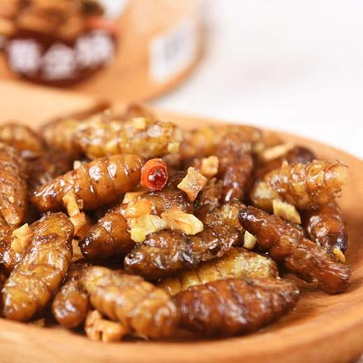 香酥蚕蛹山东特产开袋即食下酒菜麻辣五香新鲜茧蛹油炸熟食零食 商品图8