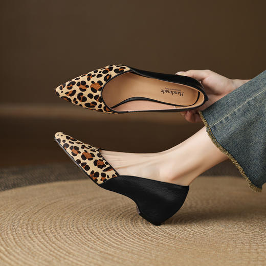 【预售5天】软真皮豹纹羊皮平底单鞋女内增高新款春秋季尖头浅口中跟女鞋LD&7418 商品图4