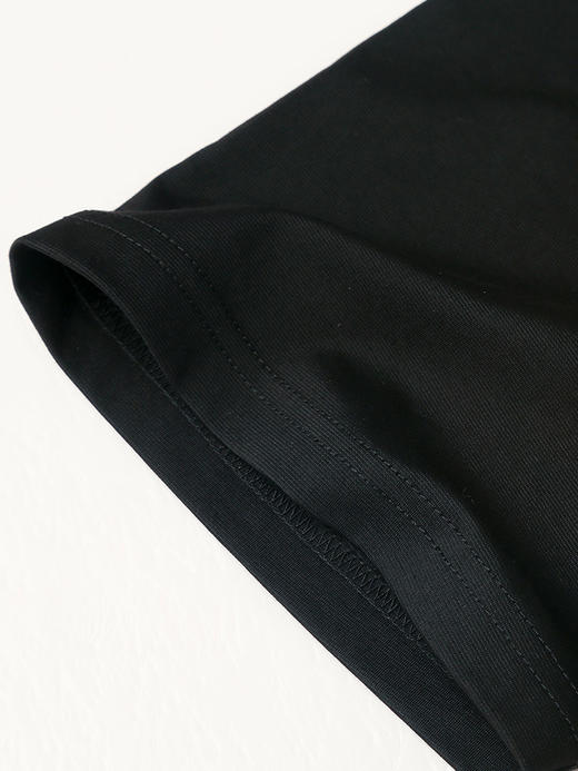 酷飒与优雅并存！黑色重工刺绣印花 T 恤，解锁时尚新态度 商品图4