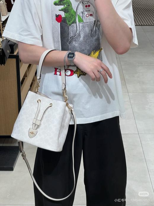 蔻家最新款水桶包 商品图2