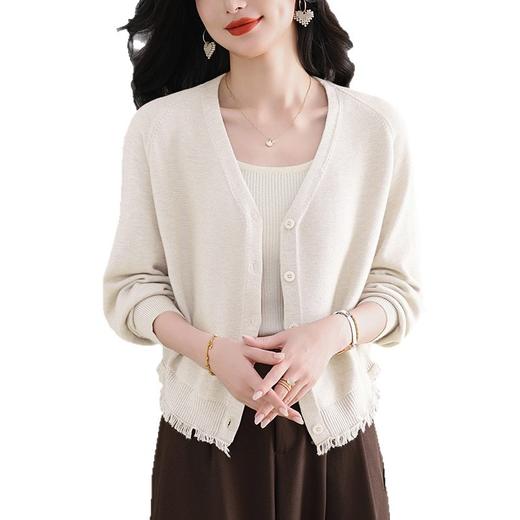 CC短款蝙蝠衫女春秋薄款流苏针织开衫漂亮洋气减龄毛衣外套2025新款 商品图4