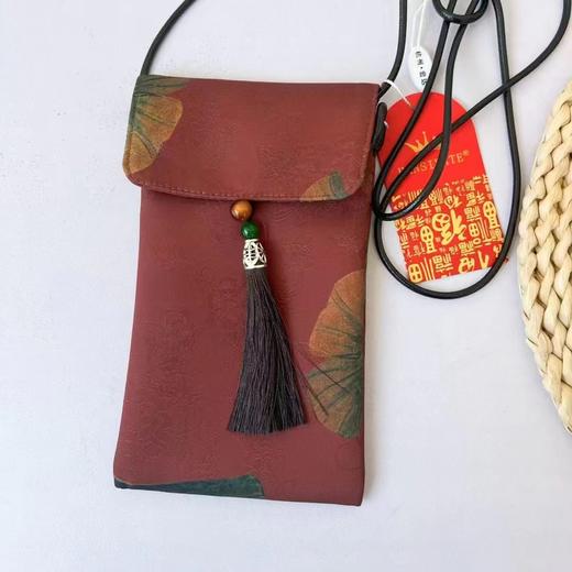 手机包新款高端防香云纱斜跨包手机包复古包收纳女士中国风休闲包 商品图6