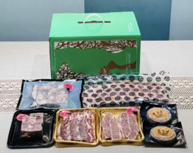 雅致珍选原切和牛荟萃  |  新鲜牛排可自由搭配，精致包装，更显礼盒的精美!