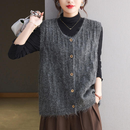 CC重工提花羊毛针织背心马甲女宽松气质新款无袖V领内搭马夹开衫女 商品图3