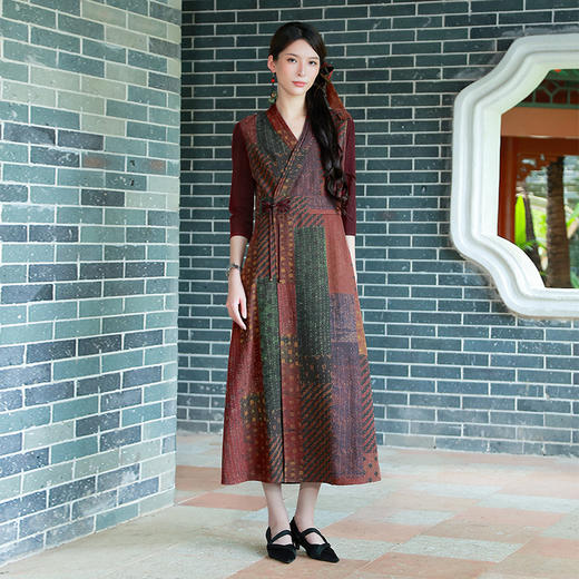 【高端系列线上专属新品—定制桑蚕丝面料】风禾如珩复古民族风连衣裙 | 现货加急发 商品图6