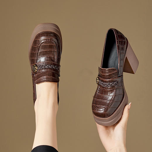 【预售5天】时尚厚底防水台单鞋女春秋季新款小个子增高气质粗跟高跟皮鞋MQE&G85-12 商品图1