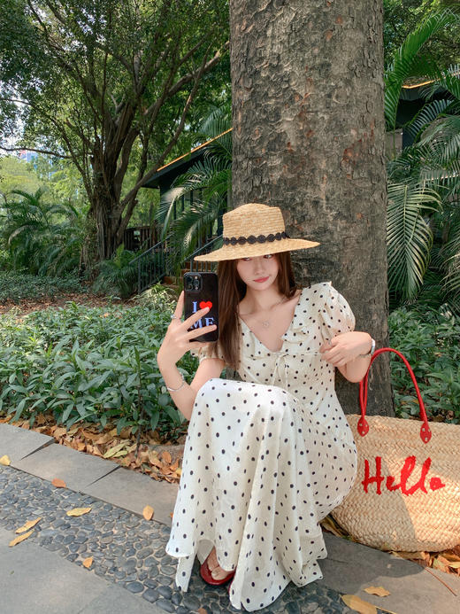 <曾小咸推荐>现货秒杀 ！微信超特价！法式复古收腰波点连衣裙 日常199.99 立减100 秒杀99.99！！ 商品图13