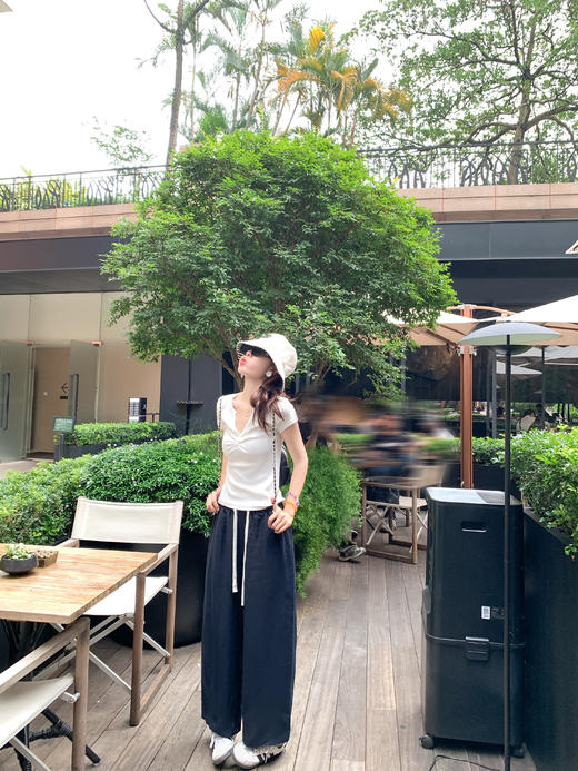 <曾小咸推荐>现货秒杀！微信超特价！ 3色抽绳九分直筒阔腿裤 日常159.99 立减90 秒杀69.99！ 商品图4