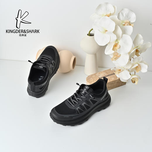 KDS经典鲨2025秋季专柜新品男士网面透气平底跑步休闲鞋KW10-533081 商品图2