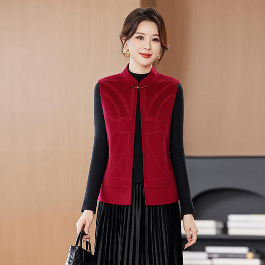 KQ2025秋新款新中式国风毛呢马夹女士复古盘扣无袖上衣妈妈羊毛外套 商品图3