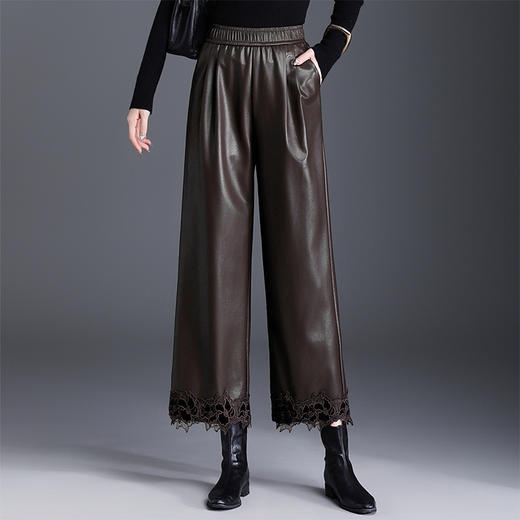 QYM 768-Y松紧高腰皮长裤时尚蕾丝花边拼结休闲裤气质PU皮阔腿裤 商品图0
