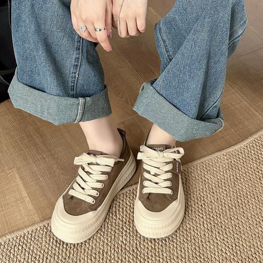 经典鲨2025秋季新品潮流百搭圆头系带舒适通勤平底休闲鞋女KW316-537051 商品图1