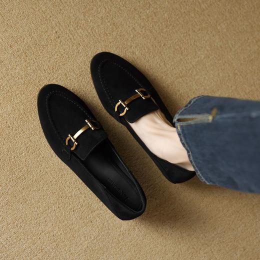 【预售5天】豆豆鞋女秋季新款百搭休闲平底单鞋女一脚蹬乐福鞋真皮女鞋SSS&S9076 商品图1