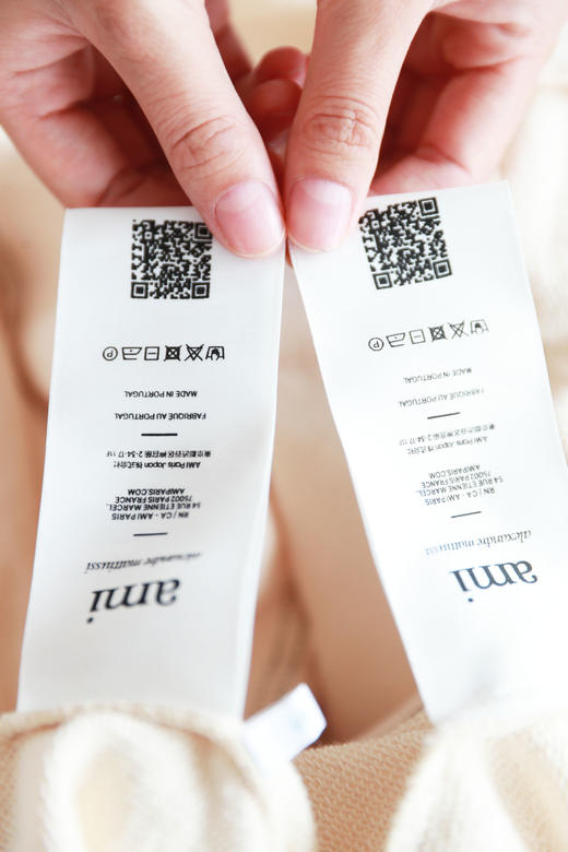 自当人手一件儿，穿卫衣的季节。复古贴布刺绣连帽文化衫C091560 商品图3