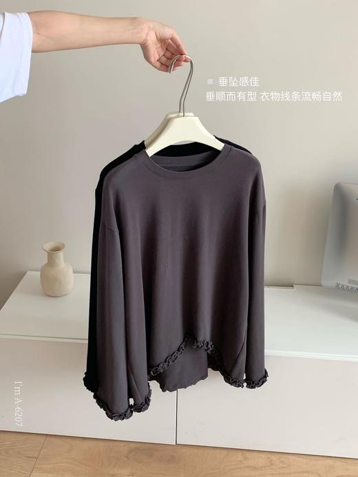 老米优品🎈3-5天！《文艺随心不规则下摆秋日tee 》95%棉+5%氨纶。寻常日子里，需要这份 “小独特”把艺术家的随性缝进衣摆 T250915B 商品图8