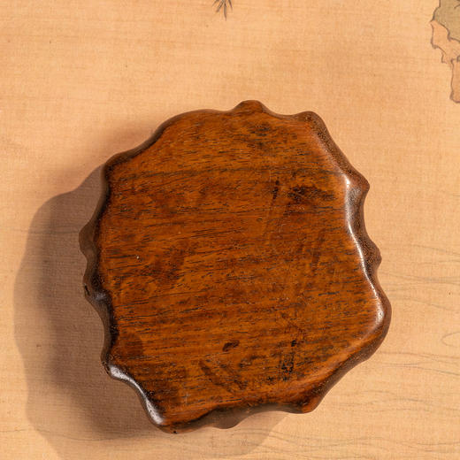 清	黄花梨雕松树纹随形水盂 商品图4