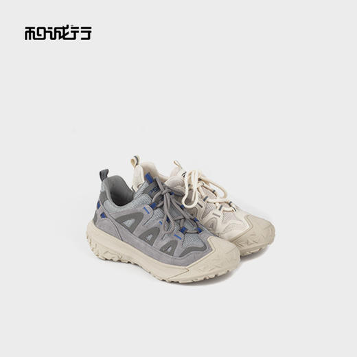 和诚行2025秋季新款女式网面透气软底休闲鞋0551249 商品图4