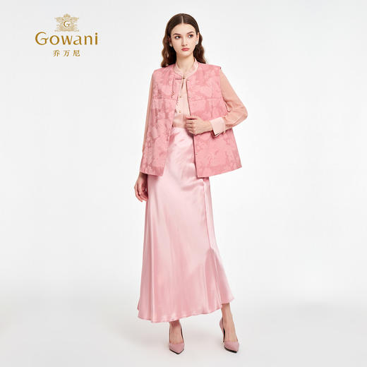 乔万尼2025秋新品新中式提花东方雅致盘扣夹棉宽松开襟马甲ED1K912 商品图3