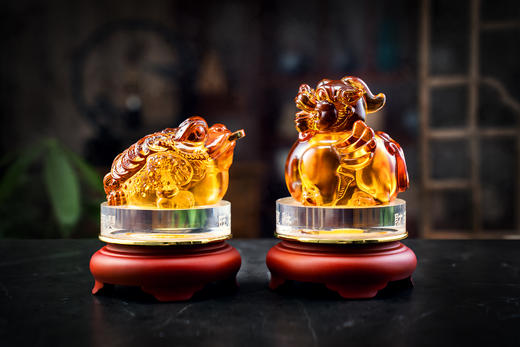 亿缘仟品琉璃金蟾貔貅摆件 商品图0