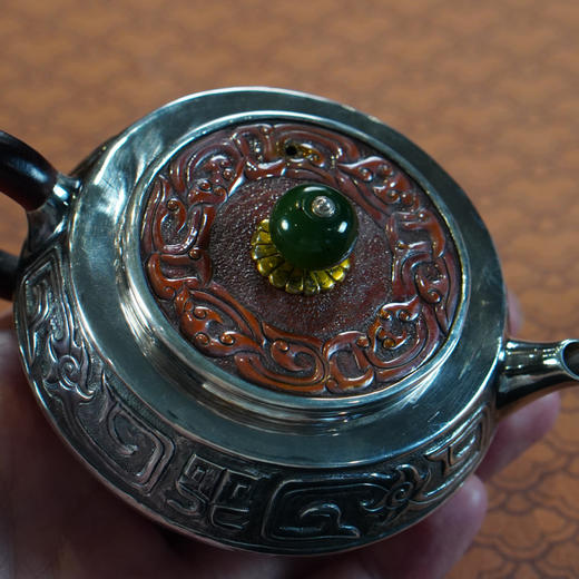 饕餮周盘壶 银壶 铜包盖 约130g 左右 商品图3