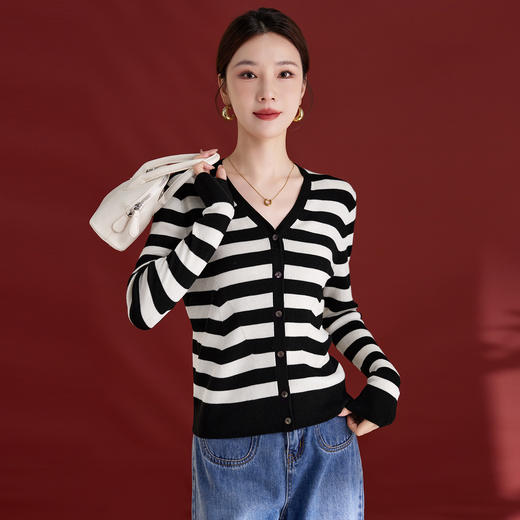 SM 1531撞色条纹v领显瘦针织毛衣开衫绵羊毛蚕丝 商品图1