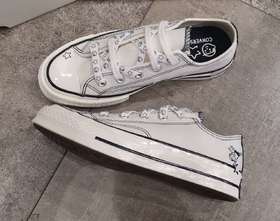 匡威   联名款  低帮帆布鞋