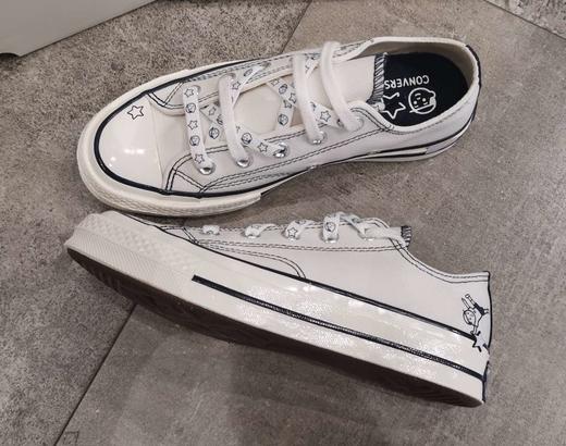 匡威   联名款  低帮帆布鞋 商品图0